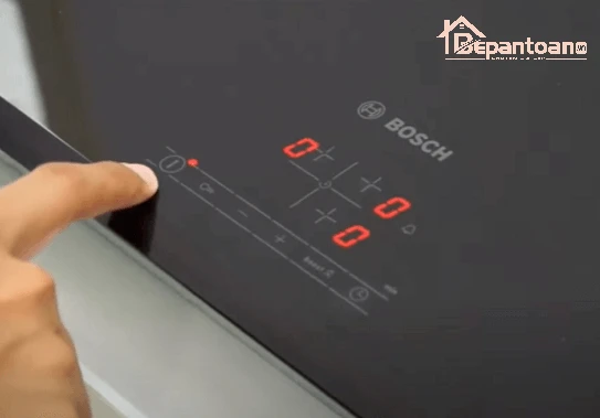 https://static.bepantoan.vn/userfiles/images/cach-xu-ly-bep-tu-bosch-bi-ngung-hoat-dong-khi-dau-bat-dau-soi-1.png